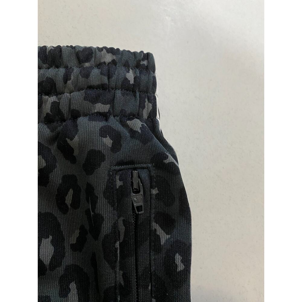 Adidas Originals Classic Firebird Loose Track Pants Black Leopard Size XL JV758 - Picture 3 of 8